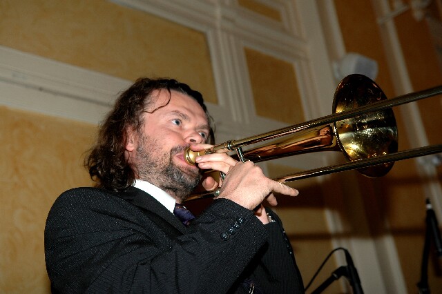 min 2008 05 08 jazz source 186